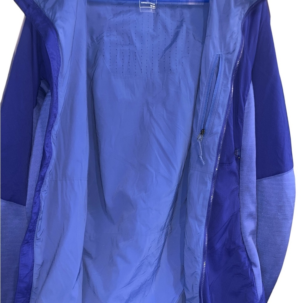 The North Face Women's Vibrant Blue Ski Jacket - Picture 3 of 10